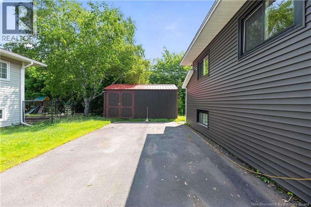 252 Buckingham Avenue Property Photo 31