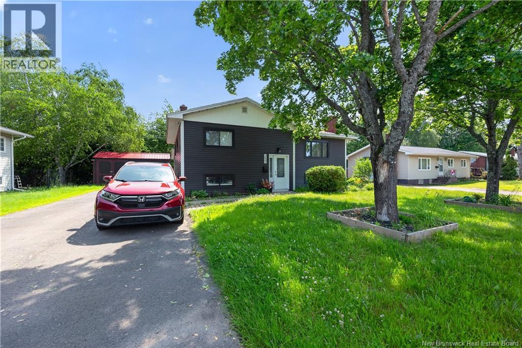 252 Buckingham Avenue Property Photo 42