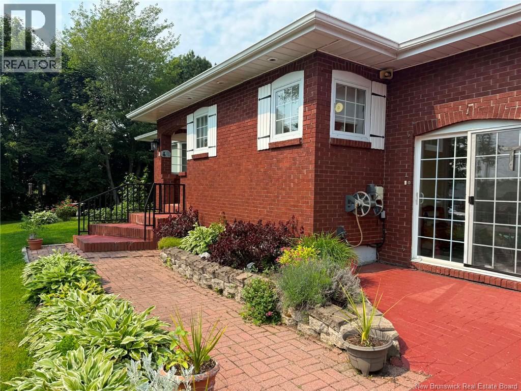 10 Coady Street Property Photo 4