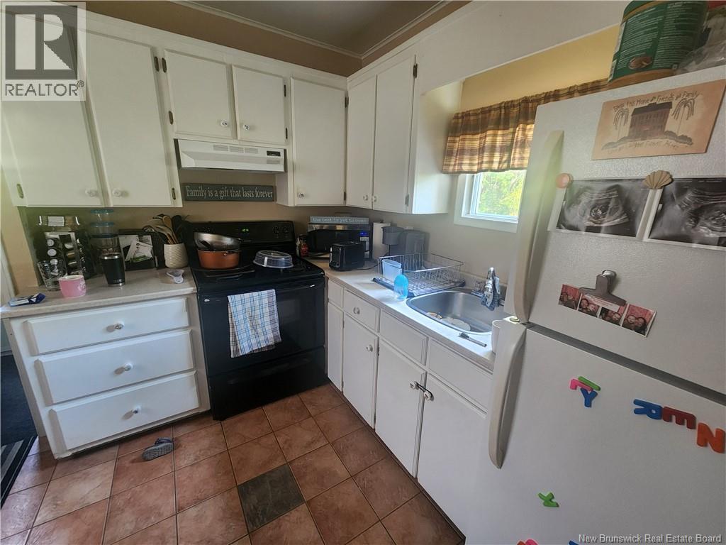 32 Langstroth Terrace Property Photo 4