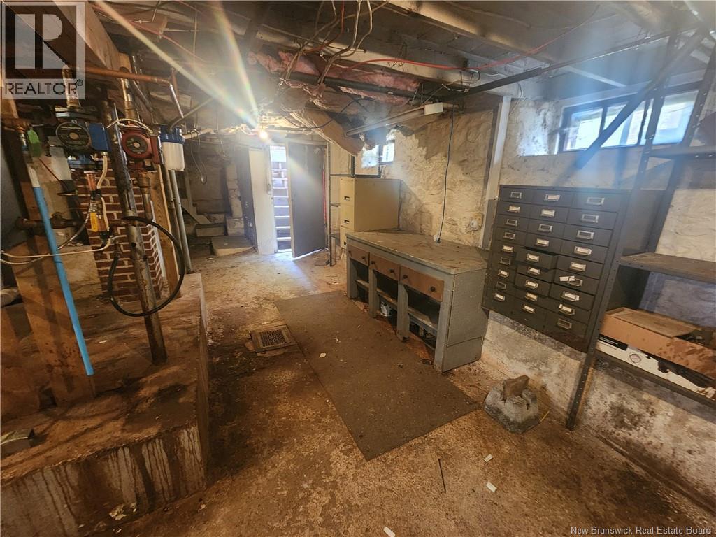 32 Langstroth Terrace Property Photo 17