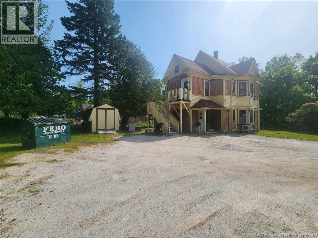 32 Langstroth Terrace Property Photo 18