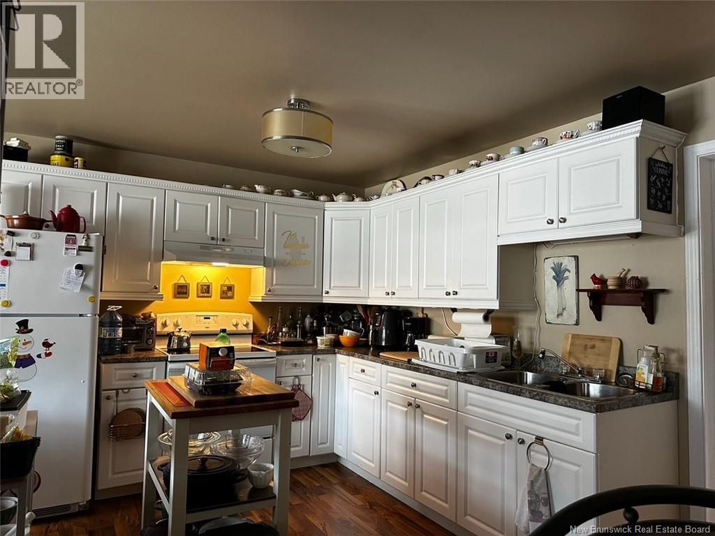 10 Boucher Street Property Photo 4