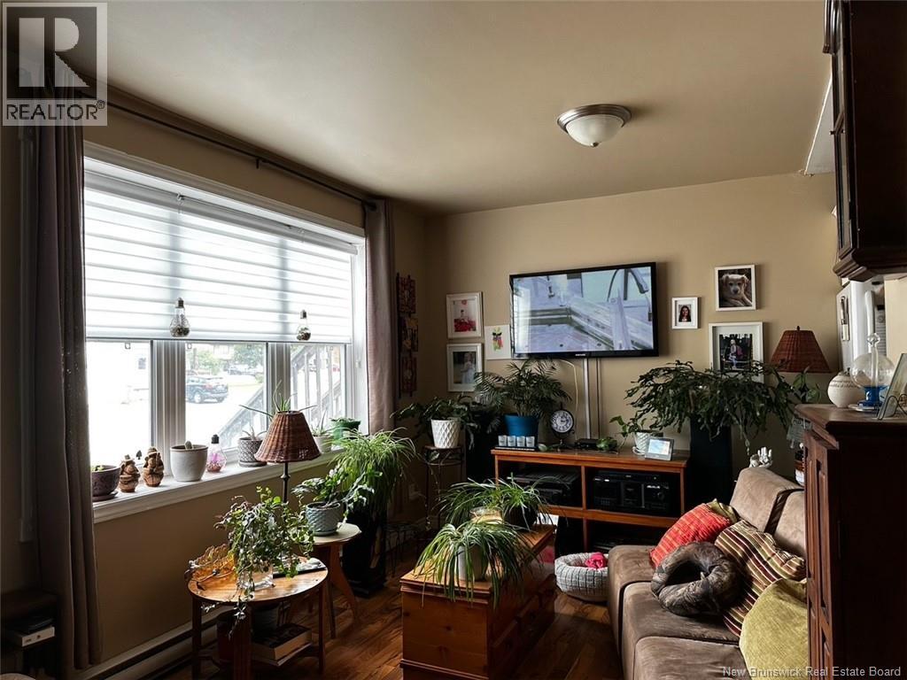 10 Boucher Street Property Photo 5