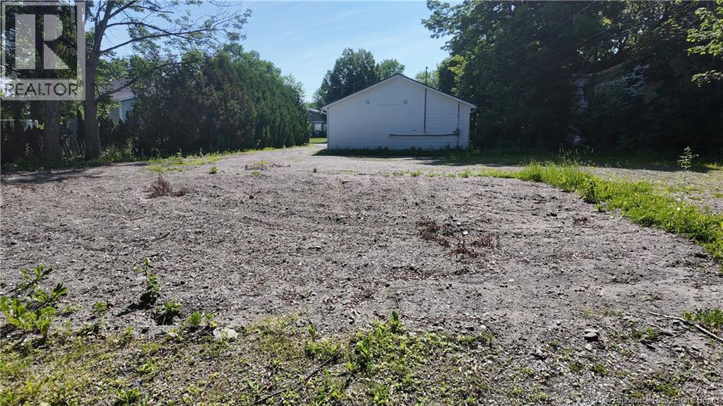 449 1/2 Milltown Boulevard Property Photo 3
