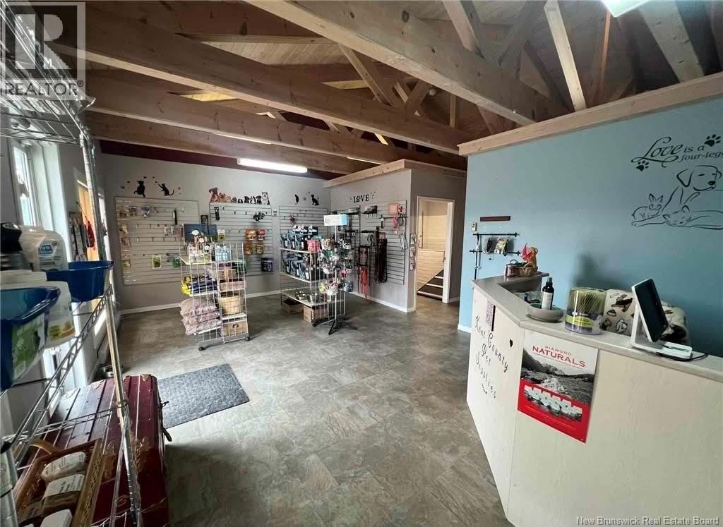 9418 Main Property Photo 12