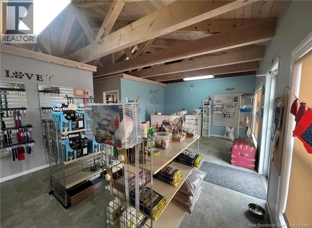 9418 Main Property Photo 13