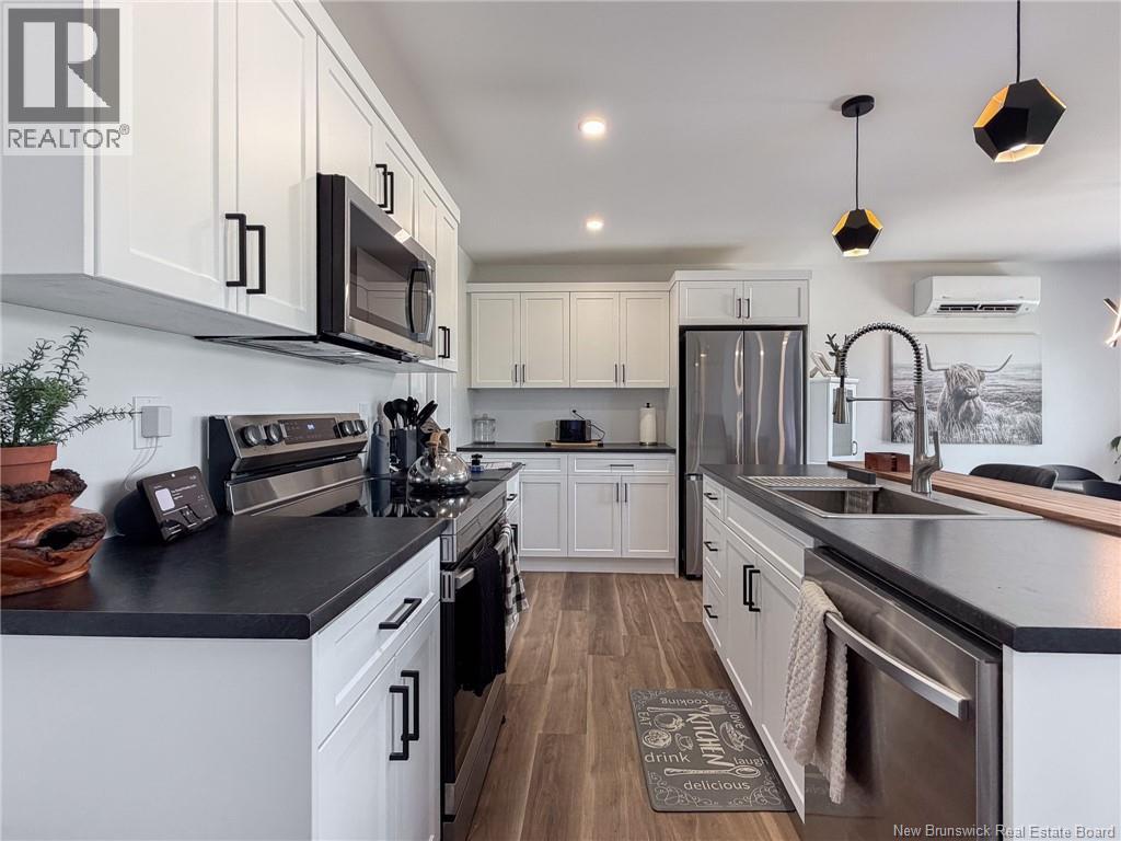 101 & 105 Glennorth Street Property Photo 17