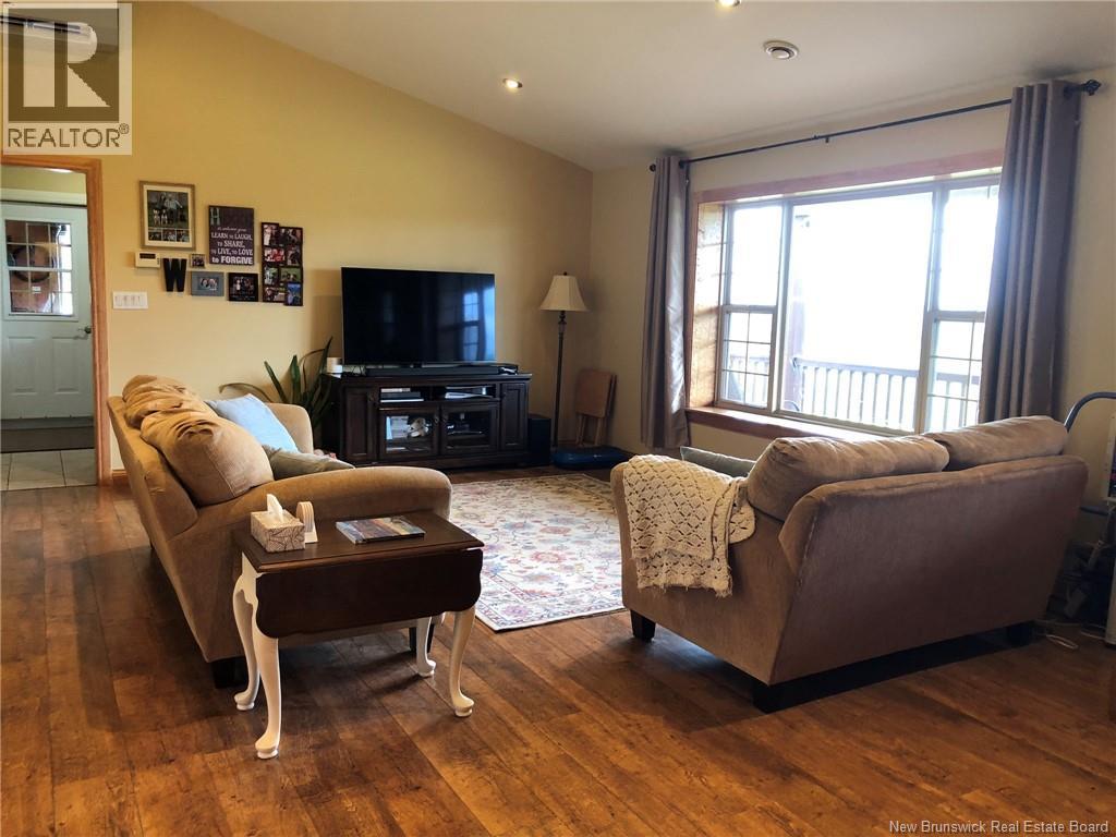 11 Palmer Road Property Photo 20