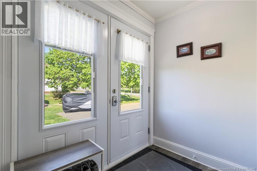 6 Dundas Property Photo 2