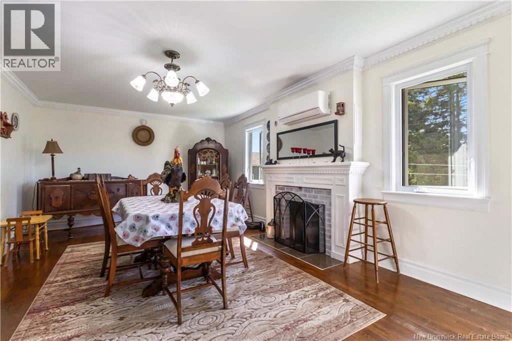 6 Dundas Property Photo 5