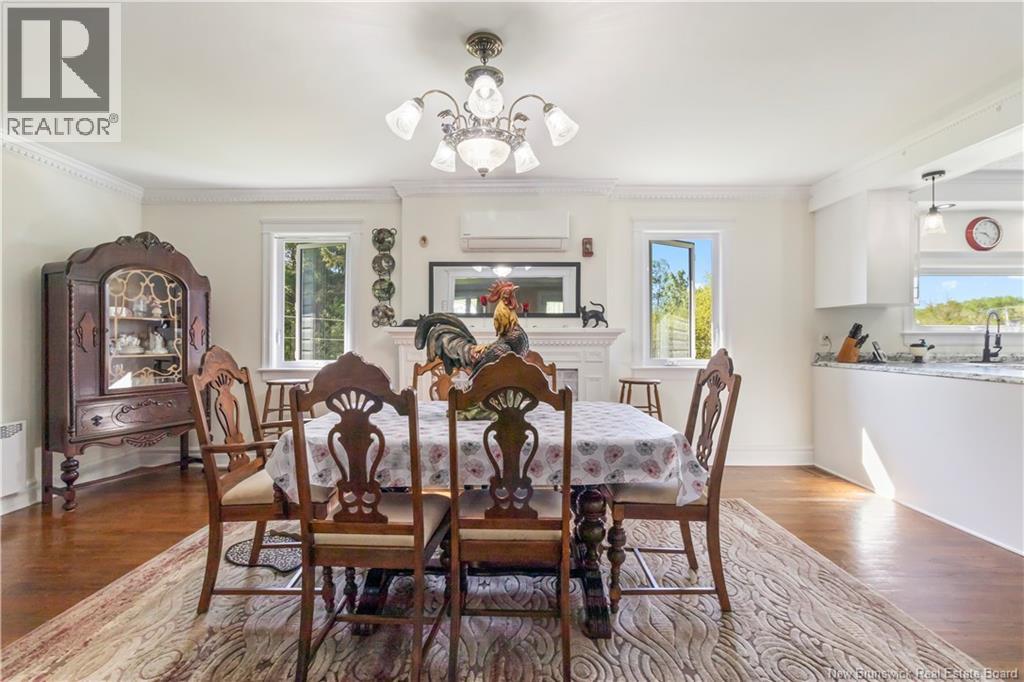 6 Dundas Property Photo 9