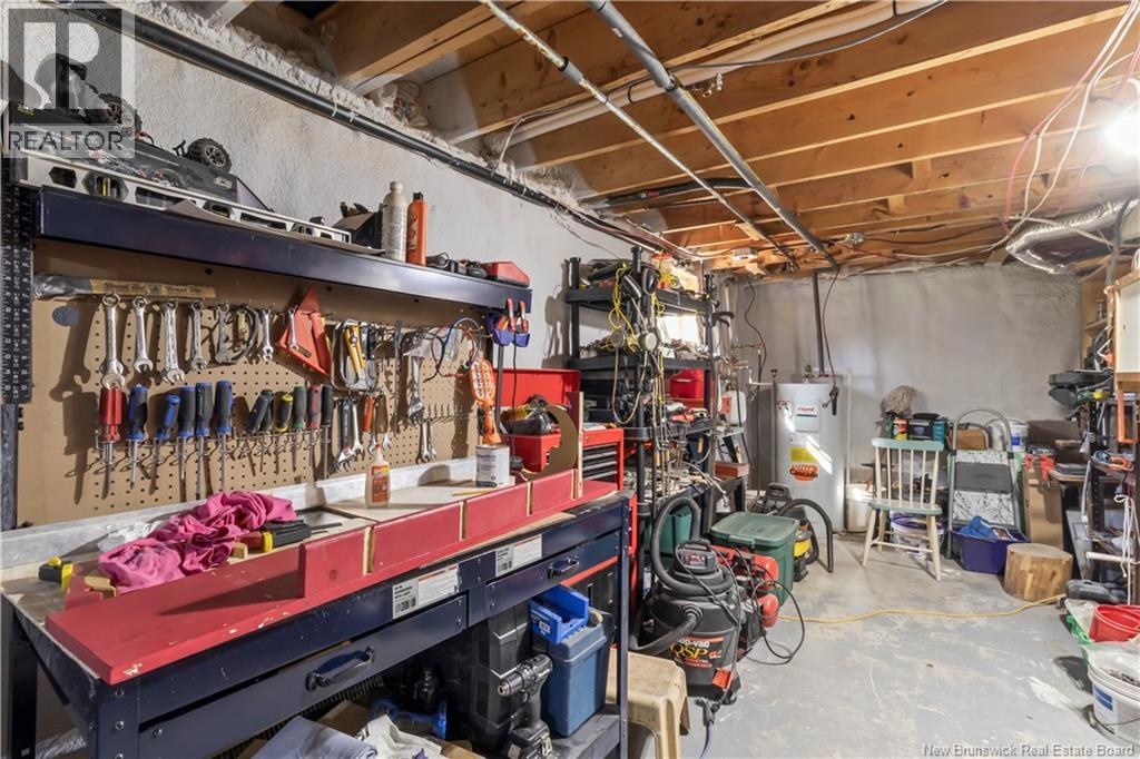 6 Dundas Property Photo 27