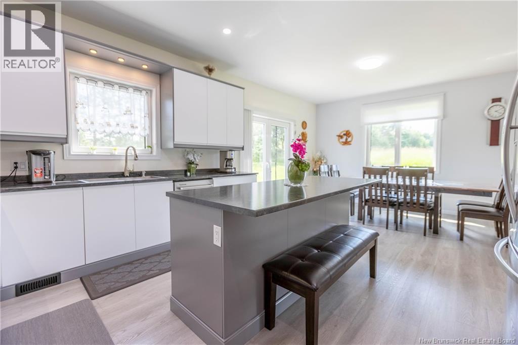 286 Mount View Road Property Photo 17