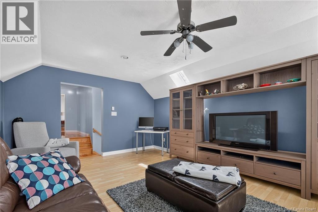 98 Murielle Crescent Property Photo 17