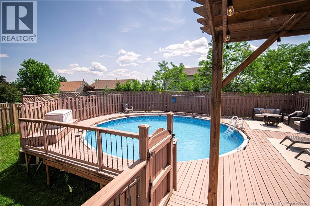 10 Emma Court Property Photo 48