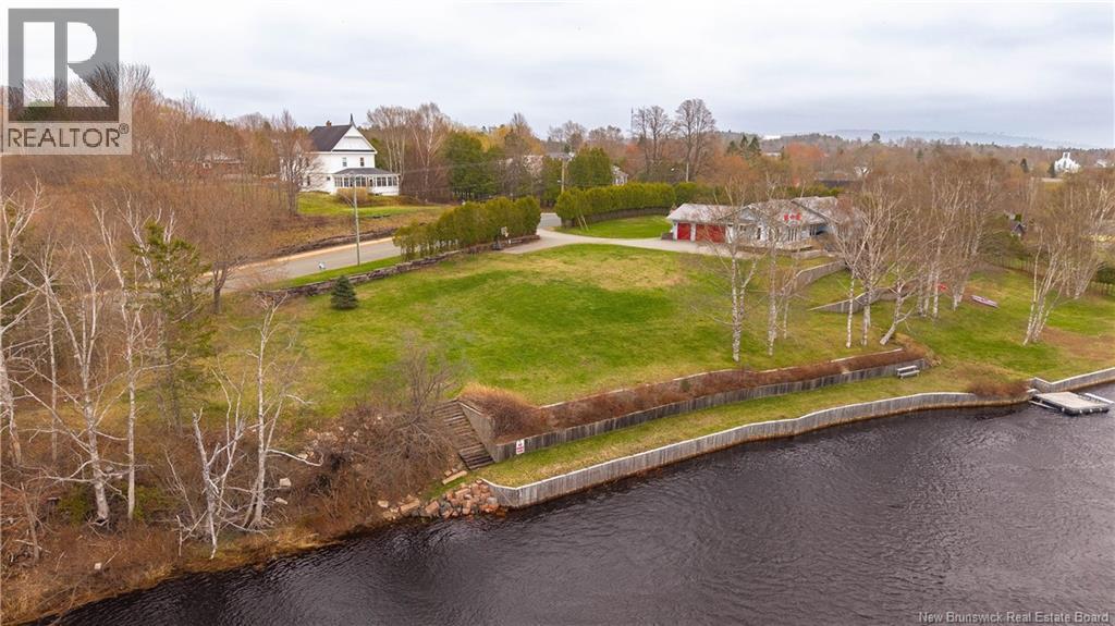 65 Riverview Avenue Property Photo 3