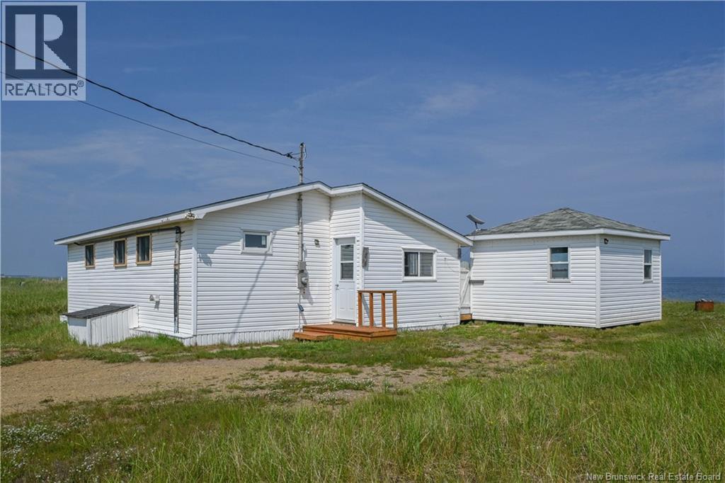145 Des Chalets Road Property Photo 5