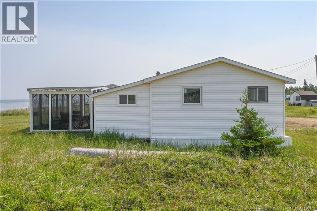 145 Des Chalets Road Property Photo 11