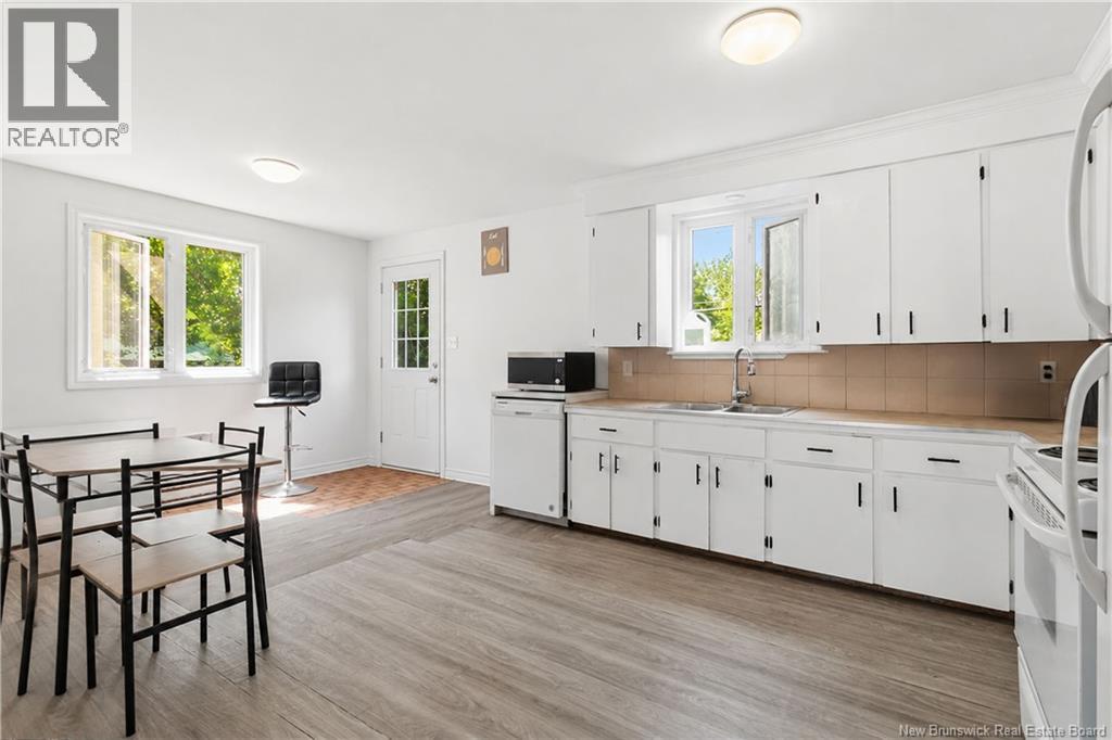 234-236 Ayer Avenue Property Photo 7