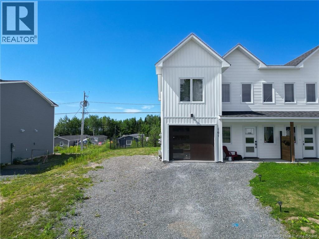 101 Glennorth Property Photo 2