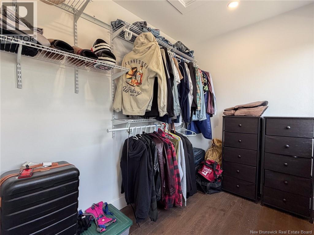 101 Glennorth Property Photo 28