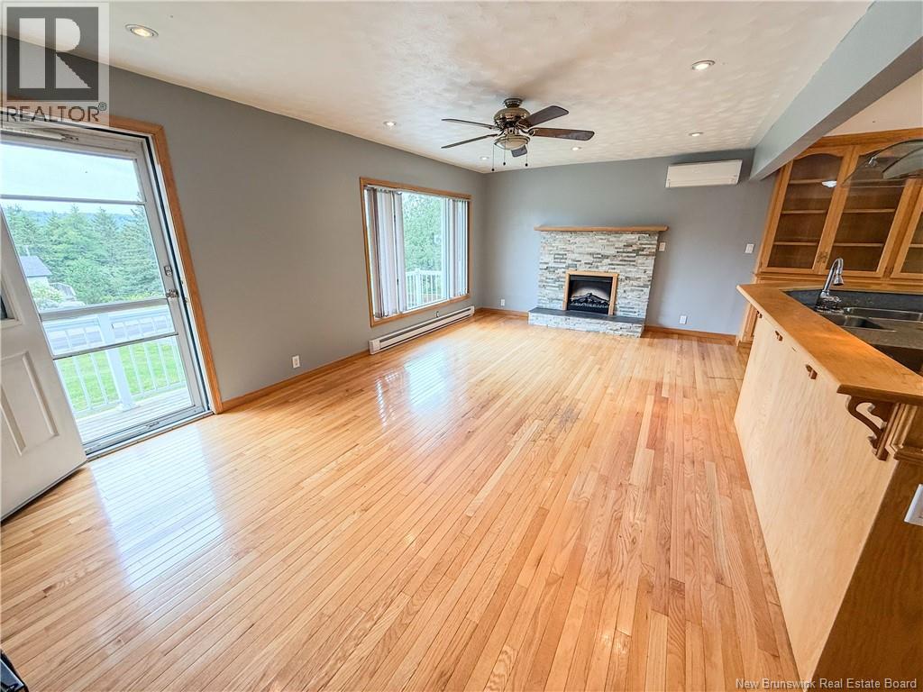 23 Tavener Road Property Photo 7