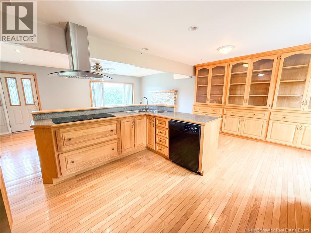 23 Tavener Road Property Photo 9