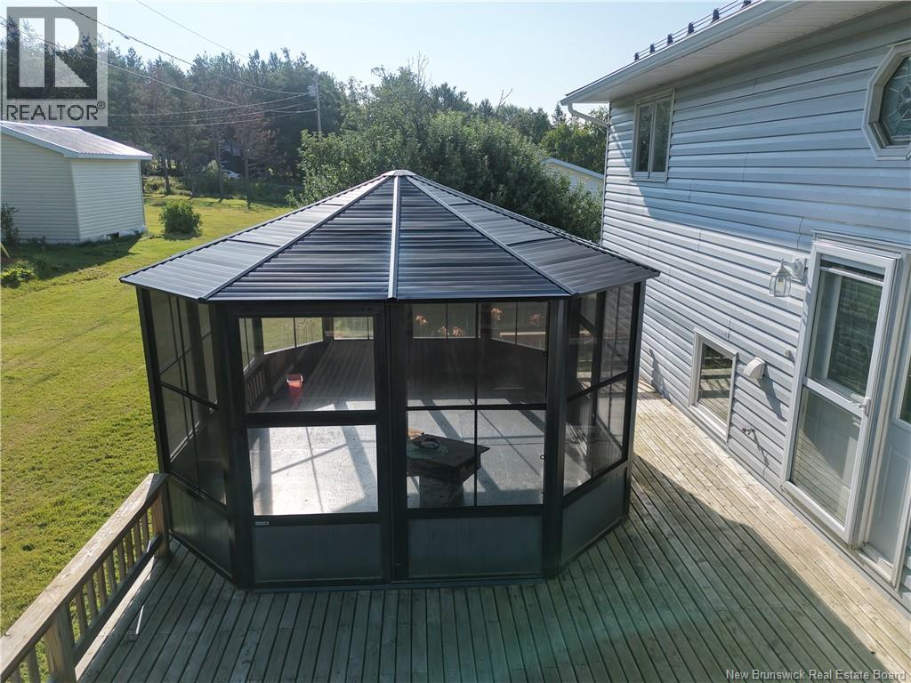 23 Tavener Road Property Photo 32