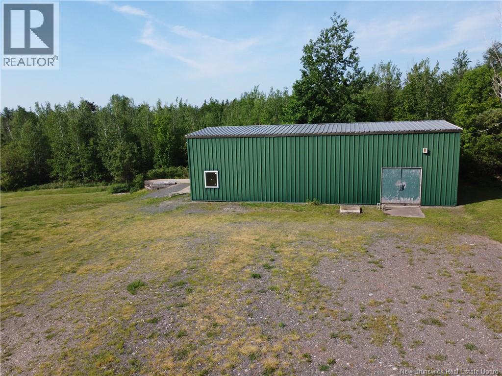 447 New Maryland Highway Property Photo 3