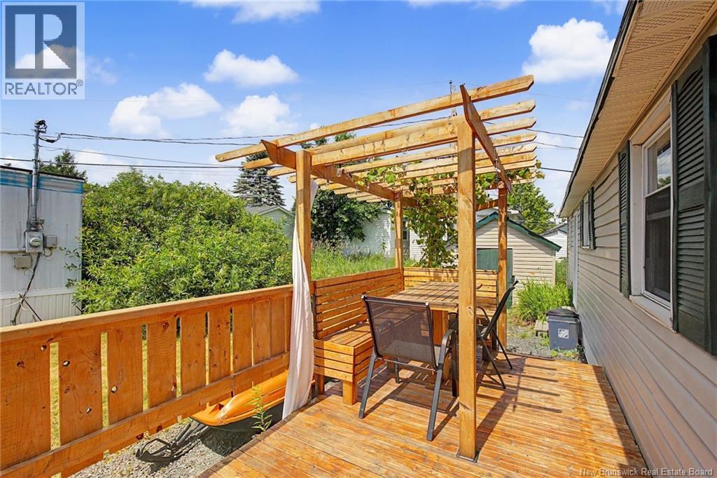225 Driftwood Loop Property Photo 18