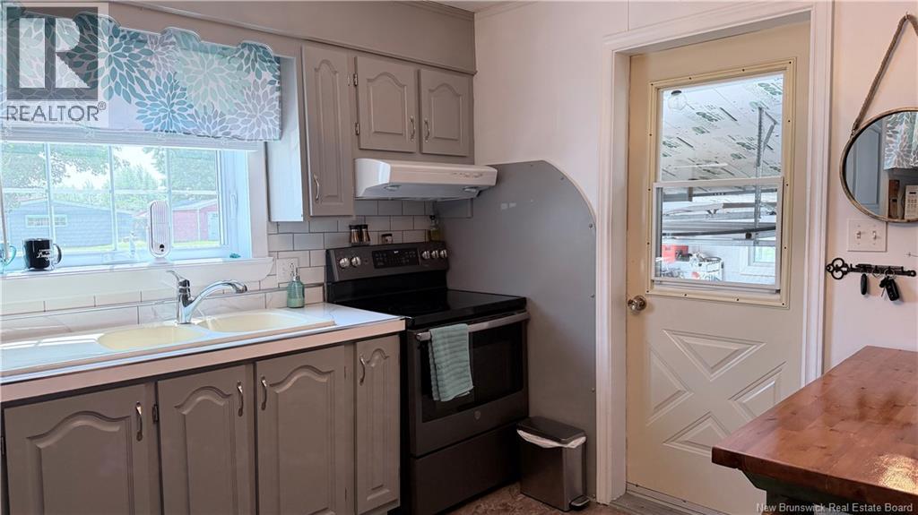 784 Principal Street Property Photo 8