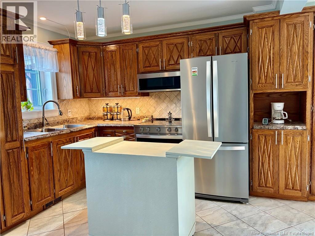 191 Renfrew Property Photo 7