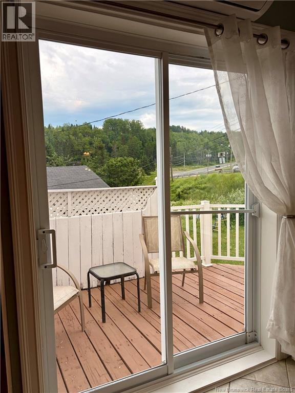 191 Renfrew Property Photo 11