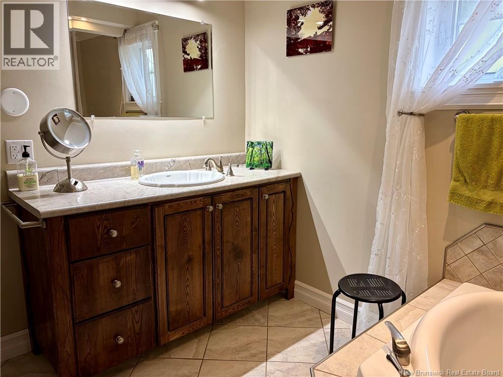 191 Renfrew Property Photo 16