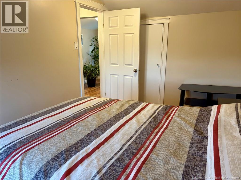 191 Renfrew Property Photo 20