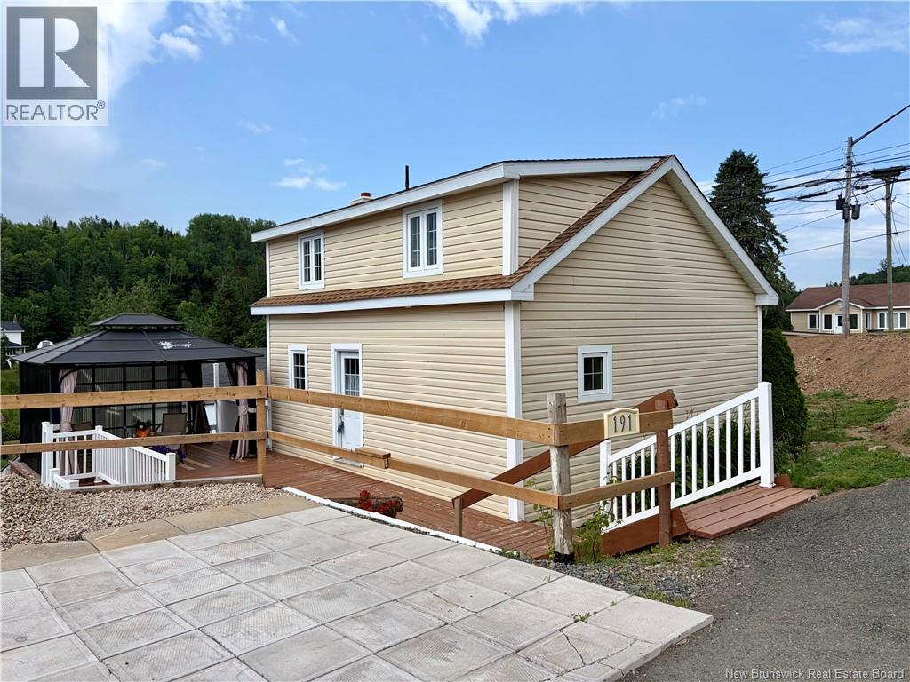 191 Renfrew Property Photo 25