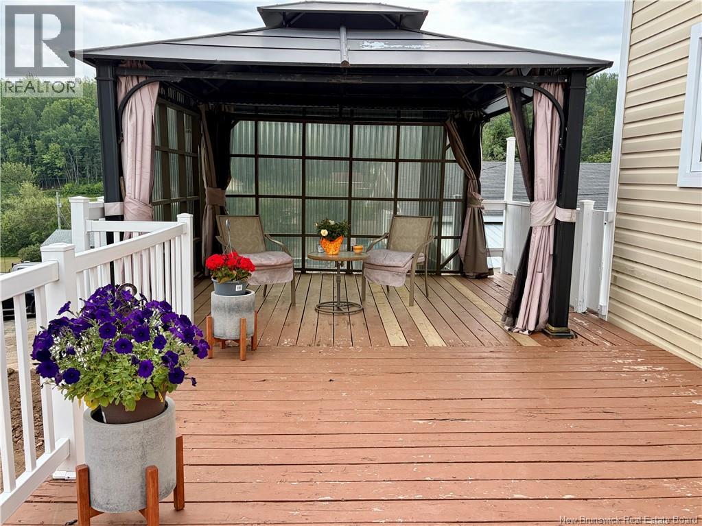 191 Renfrew Property Photo 29