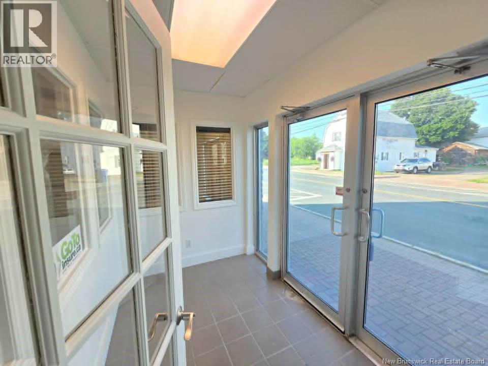 396 King Property Photo 3
