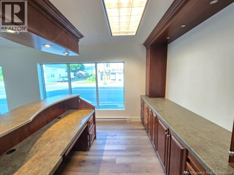396 King Property Photo 8