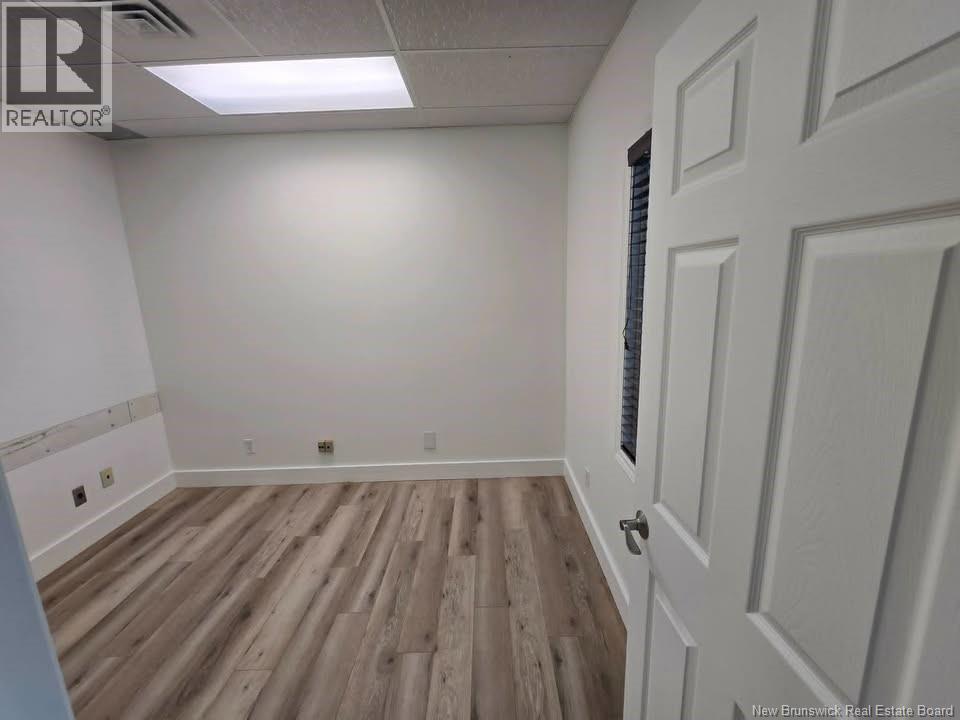 396 King Property Photo 16