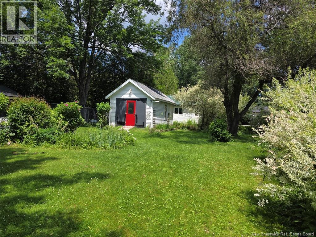 35 Queen West Street Property Photo 5