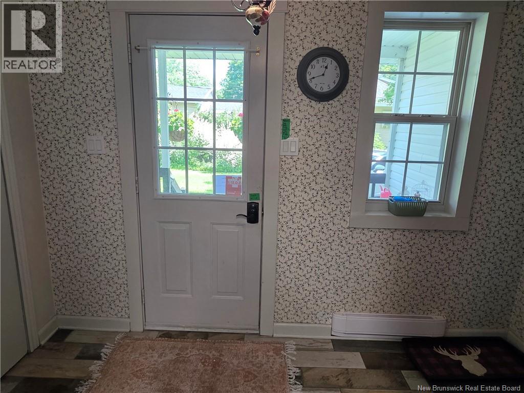35 Queen West Street Property Photo 12