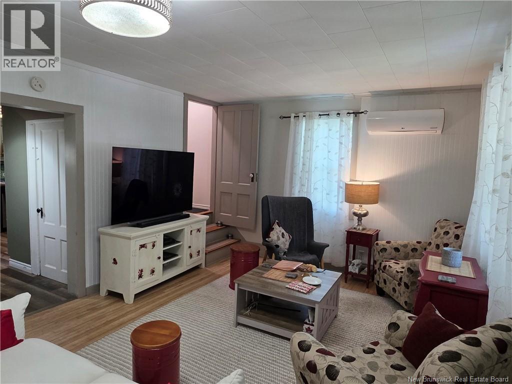 35 Queen West Street Property Photo 20