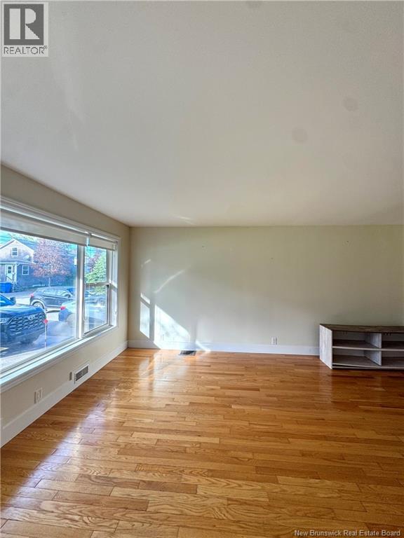 240 Alexander Street Property Photo 5