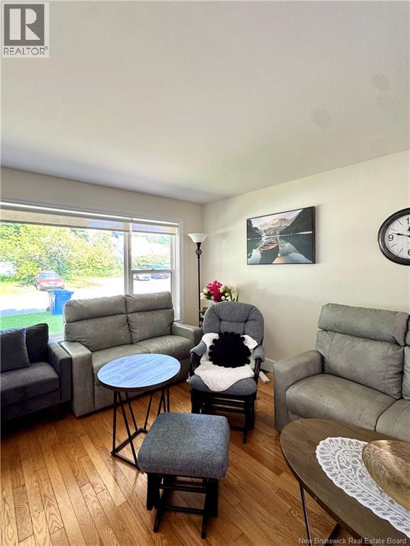 240 Alexander Street Property Photo 7