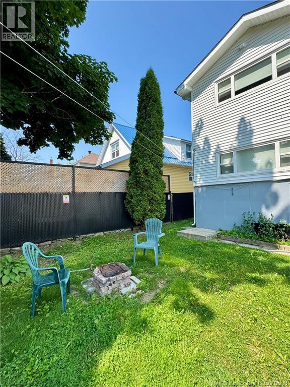 240 Alexander Street Property Photo 38