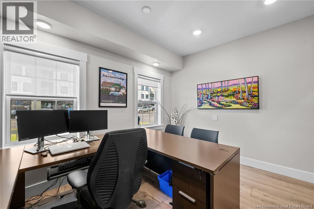 100 Champlain Street Property Photo 17