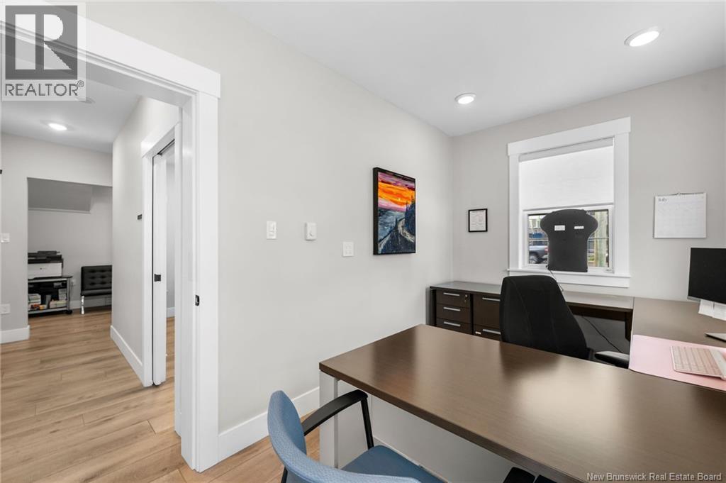 100 Champlain Street Property Photo 22
