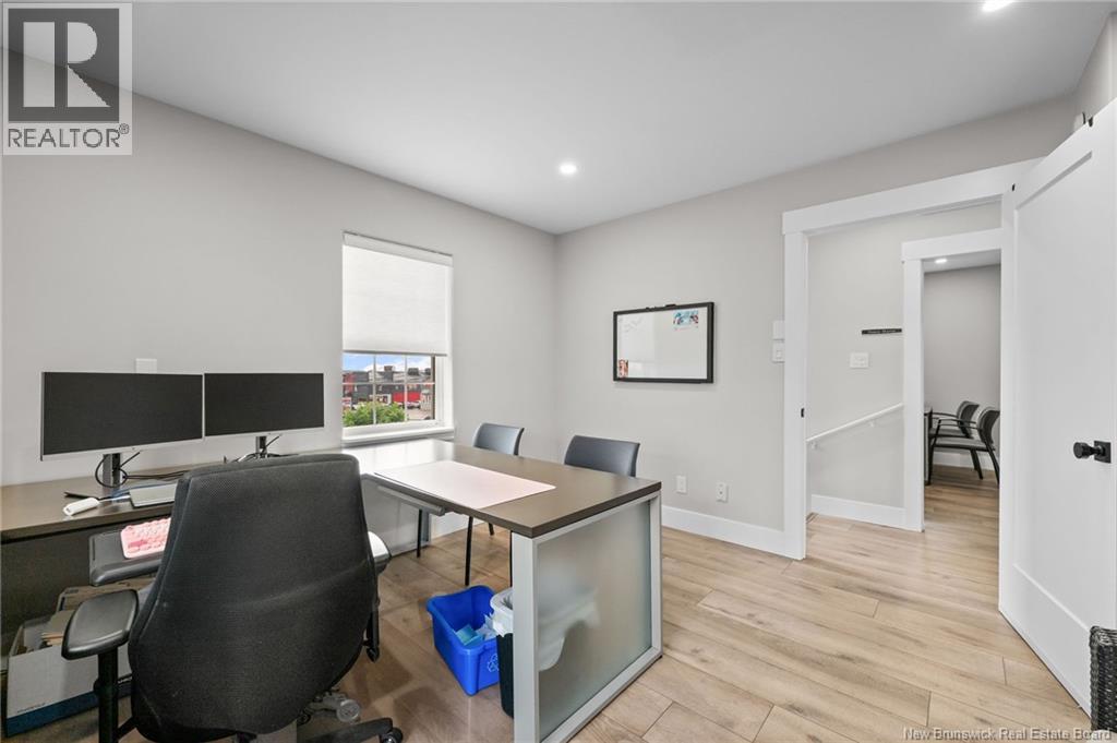100 Champlain Street Property Photo 25